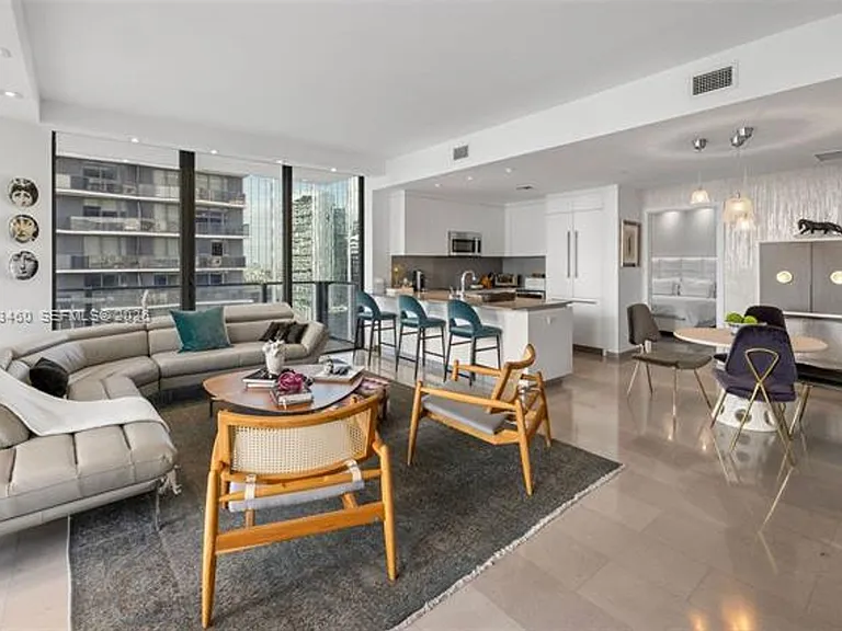 88 SW 7th St #1201 — Photo 23