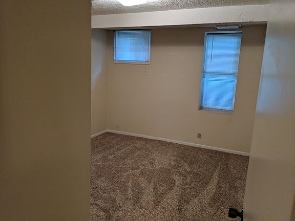 5th image of 4822 Capitol Ave APT 3