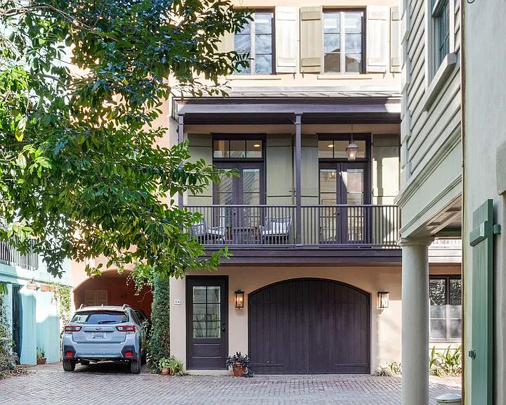 16 Catfiddle St — Photo 41