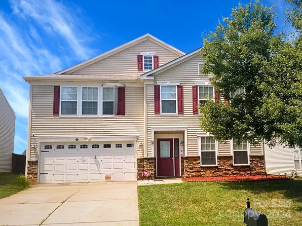 321 Zander Woods Ct, Mount Holly, NC 28120