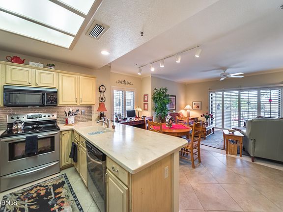 2nd image of 19400 N Westbrook Pkwy Unit 210