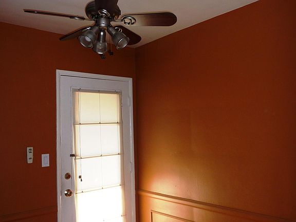 4th image of 3720 W Chandler Blvd #E