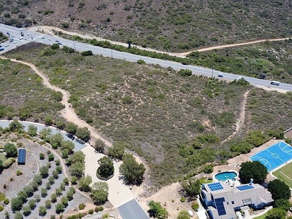 4th image of Southern Hills Ln