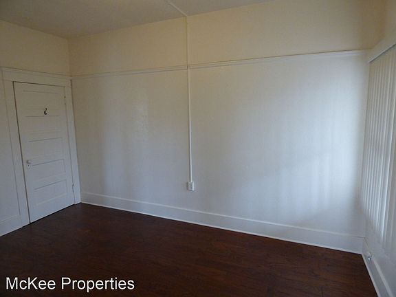 5th image of 401 Spruce St APT 6