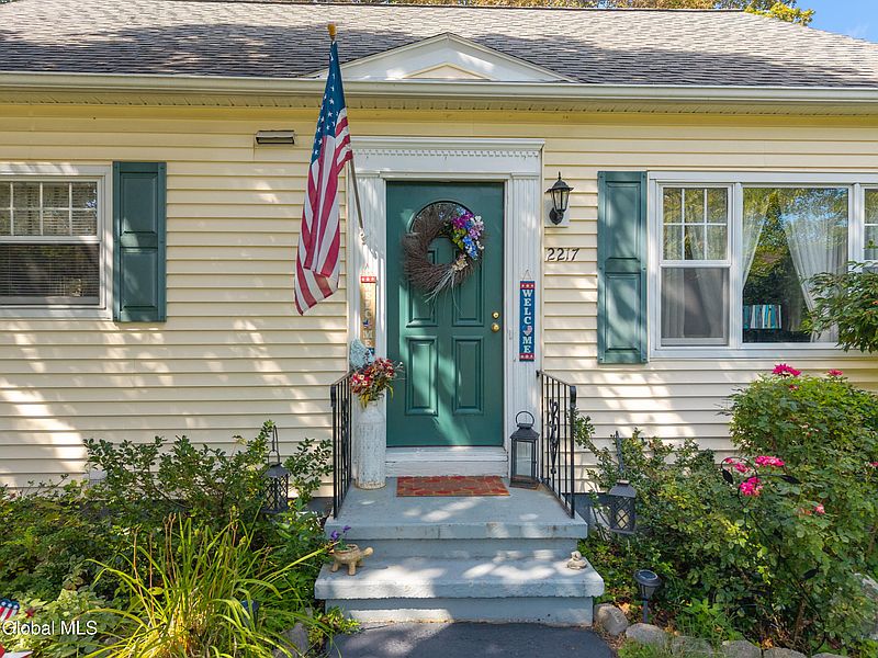 4th image of 2217 Alton Street