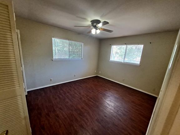 4th image of 7116 Larksong St