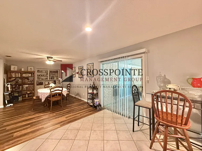 2741 Amy Ln — Photo 8