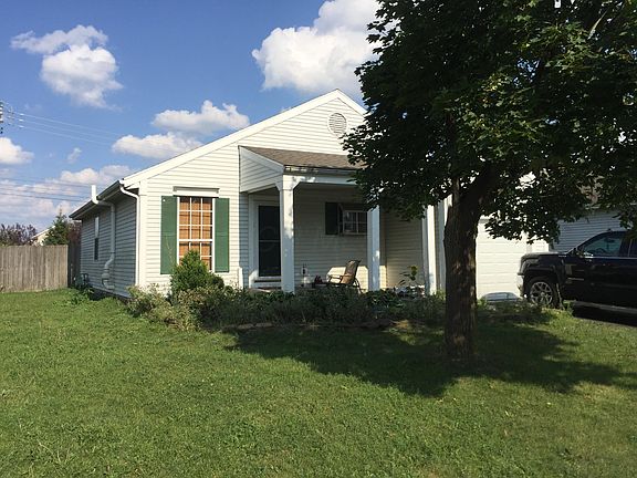 2nd image of 2954 Carlsbad Dr