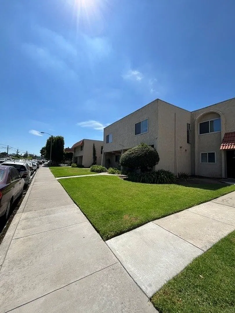 Location! Location! 6831 Alvardo Road Unit #6- Must See! — Photo 2