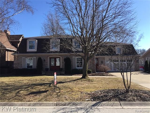 1st image of 2924 Woodstock Cir
