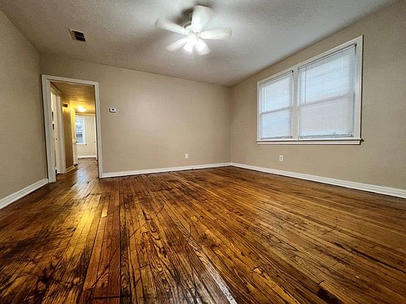 4th image of 9019 Tyler Ave