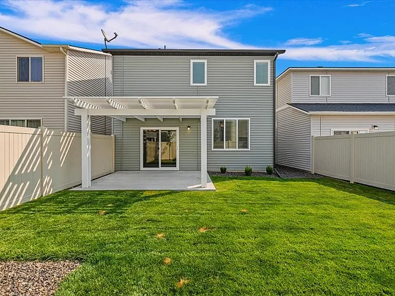 3093 N Summermoon Ave — Photo 40
