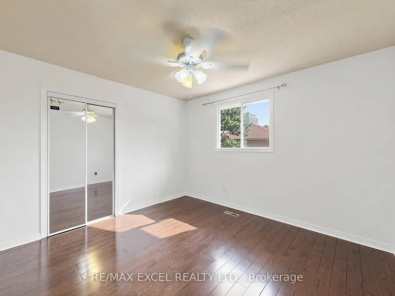 21 Mary Gapper Cres — Photo 39
