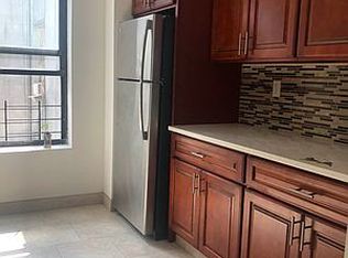 762 E 3rd St #D7, Brooklyn, NY 11218