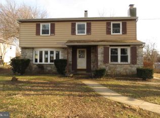 242 Maple Ave, Morton, PA 19070
