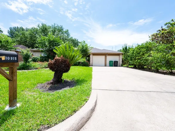 10915 Langdon Ln, Houston, TX 77072