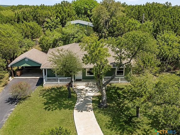 2nd image of 1737 Scenic View Dr