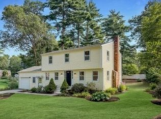7 Surrey Dr, Plymouth, MA 02360