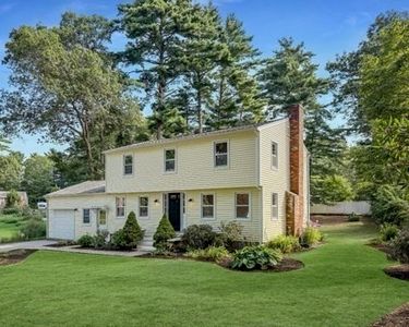 7 Surrey Dr, Plymouth, MA, 02360