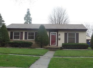 6137 Elm Ave, Loves Park, IL 61111
