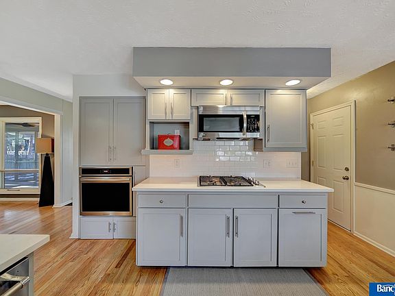 5th image of 1701 Brent Blvd