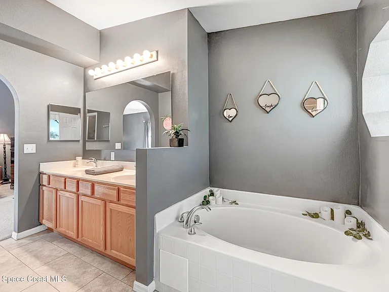 1652 La Maderia Dr SW — Photo 25