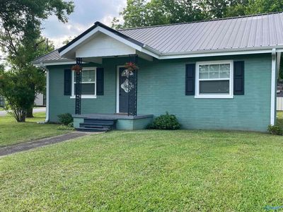 909 College St, Moulton, AL, 35650