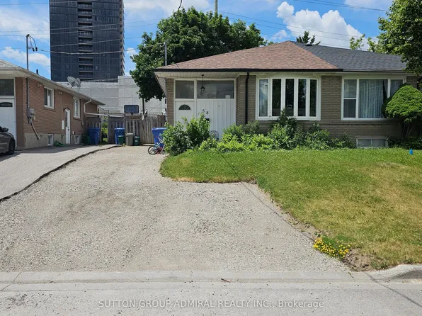 58 Marlin Ct, Newmarket, ON L3Y 2W8
