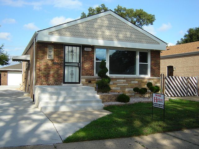 1st image of 14426 S Hoxie Ave