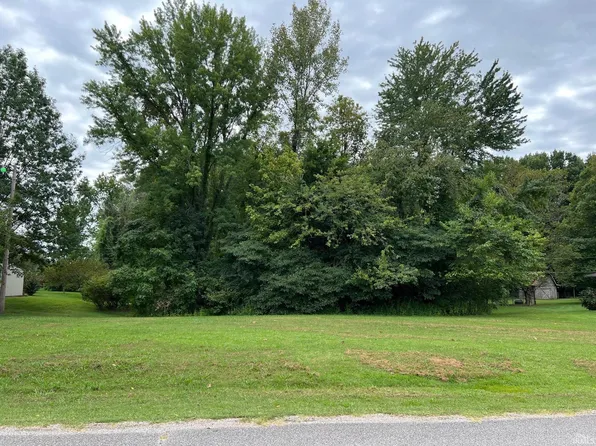 9506 Farmington Dr, Evansville, IN 47712