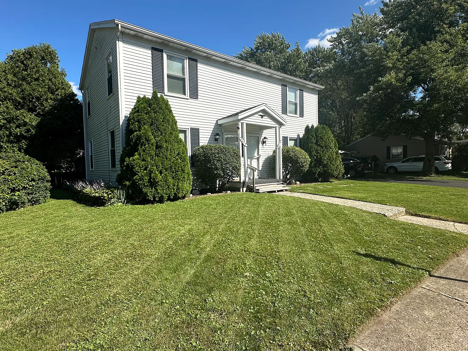 4452 Packard Rd — Photo 2