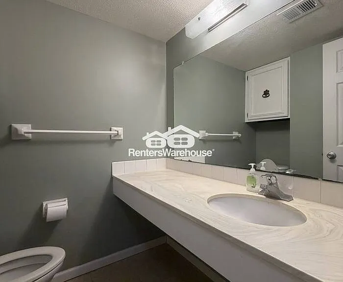 4648 Cedar Lake Rd S #1 — Photo 15
