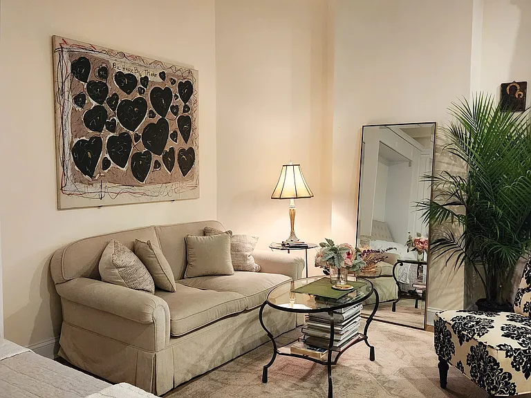 4 Lexington Ave #2F — Photo 6