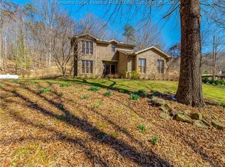 95 Smith Farm Rd, Liberty, WV 25124