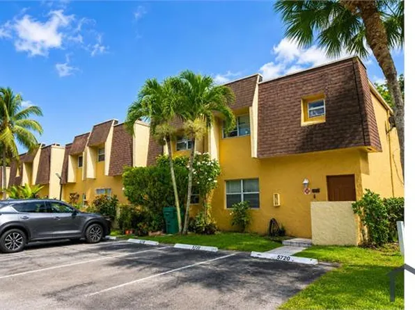 5728 Blueberry Ct #38, Fort Lauderdale, FL 33313