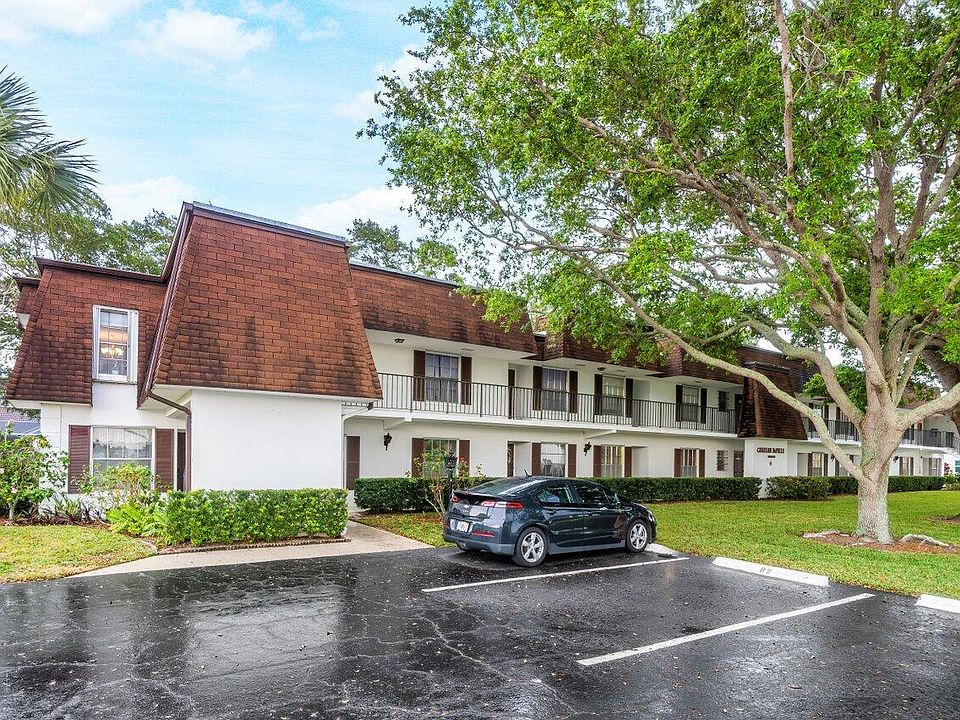 1st image of 10040 N Meridian Way #201