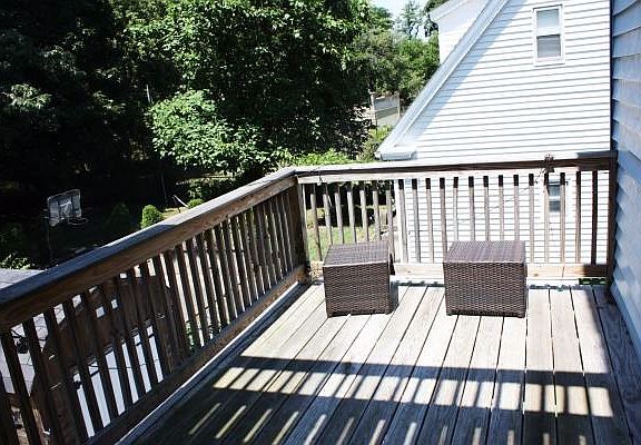 1st Deck