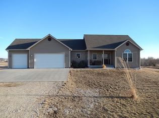 13430 Anthony Dr, Wamego, KS 66547