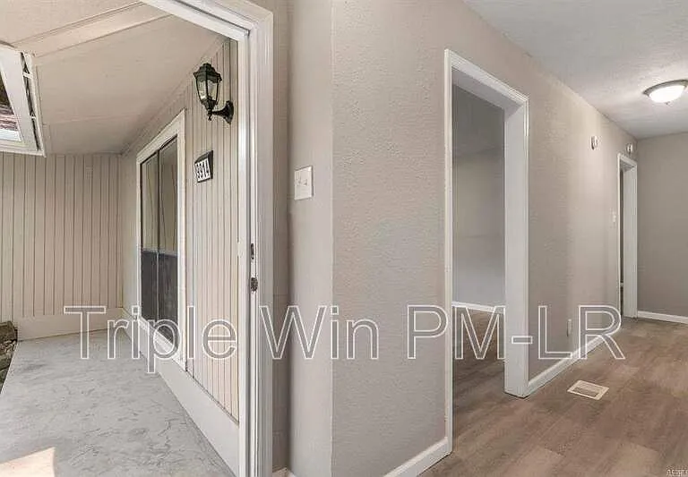 9914 Pinnacle Valley Rd — Photo 34
