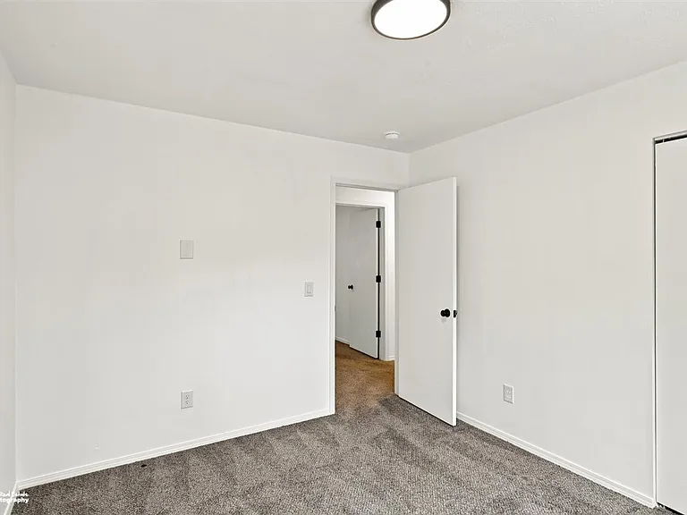 4855 E Alder Dr — Photo 29
