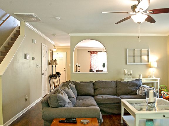 5th image of 1004 Woodside Park Ln