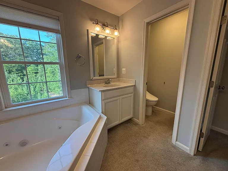 16209 Round Hill Rd — Photo 27