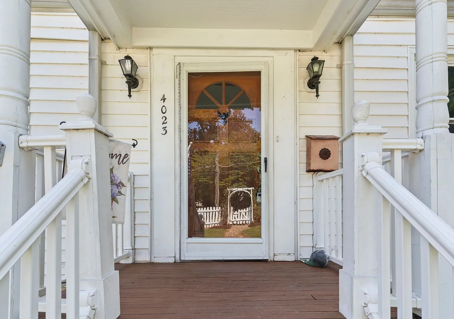 Bright & Spacious 3-Level Home with Flexible Floor Plan! — Photo 4