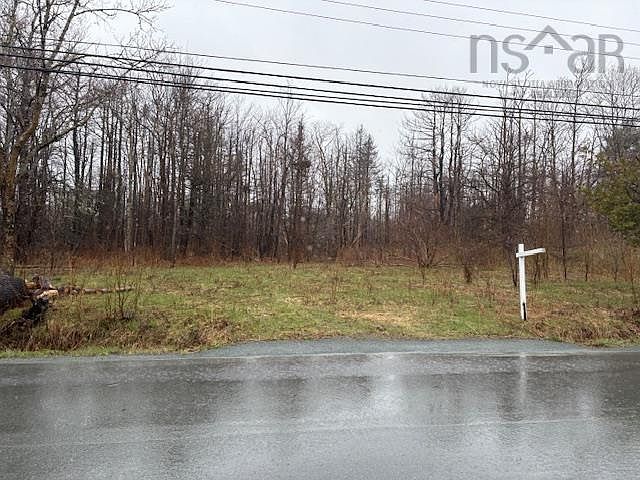 2nd image of 129 Yankeetown Rd