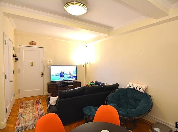 4th image of 134 W 92nd St #3F