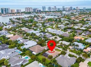 628 Binnacle Dr, Naples, FL 34103