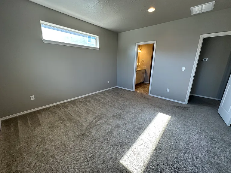 1271 W Lydia St — Photo 18