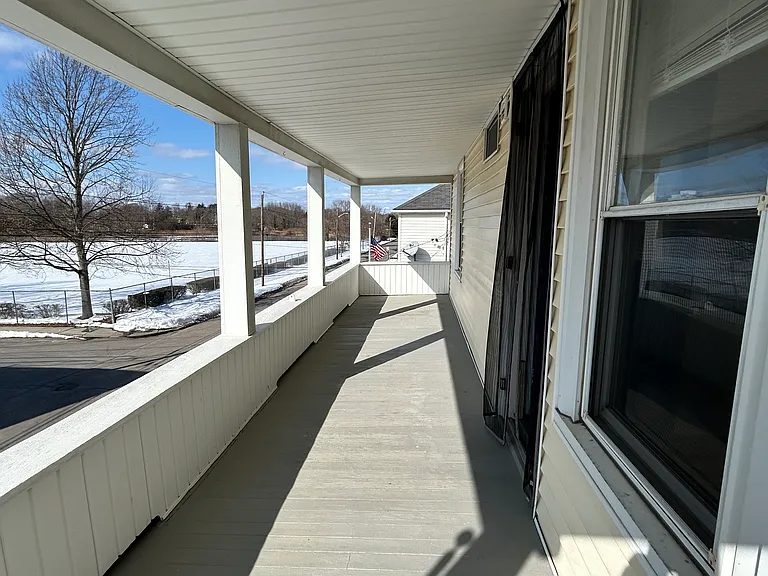 52 Monroe Ave #2F — Photo 7