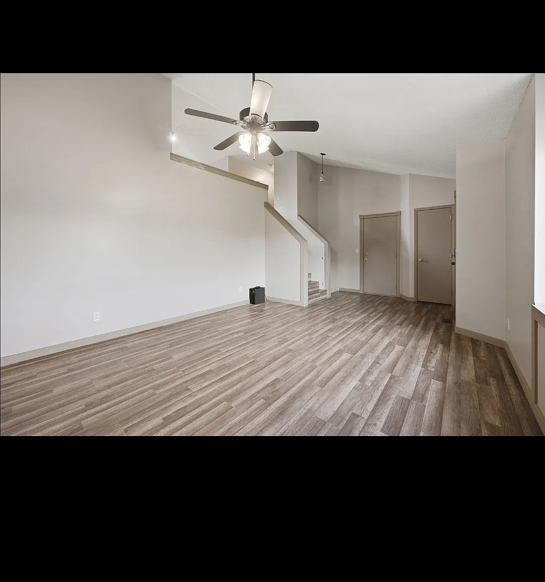 3 bed, 2023 sqft, $2,100 — Photo 2