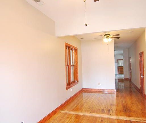 5th image of 1747 W Le Moyne St #1F